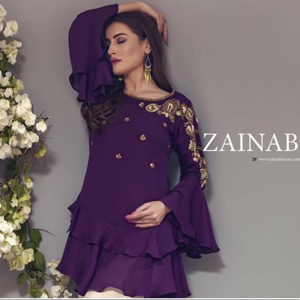 Pakistani indian Kurti😍designer: Zainab Hasan